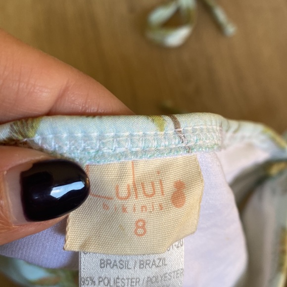 Two Piece Size 8 - Picture 3 of 3